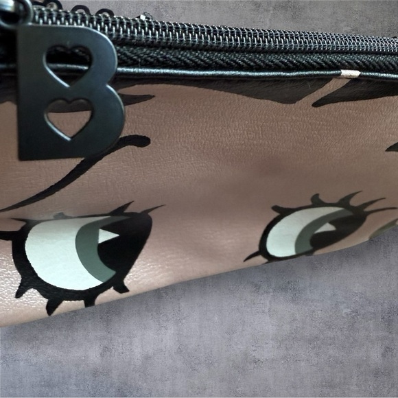 Betty Boop™️  X Ipsy Makeup Bag - Picture 3 of 4